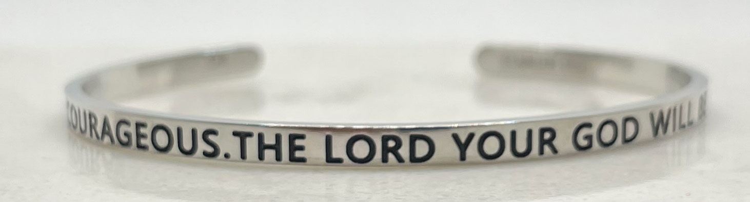 Joshua 1:9 Be Strong and Courageous Blessing Band, Silver