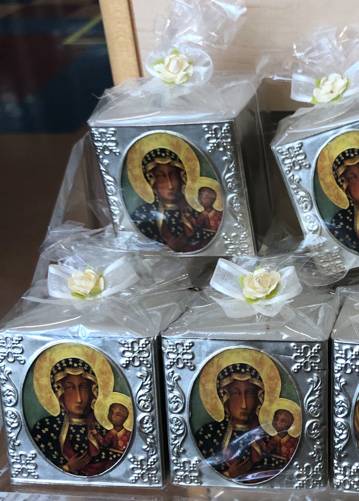Our Lady of Czestochowa Cube Candle